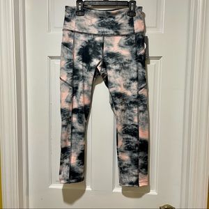 VOGO Athletica Crop Workout Leggings